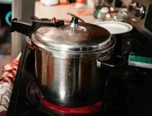 Cocina con Olla Expres