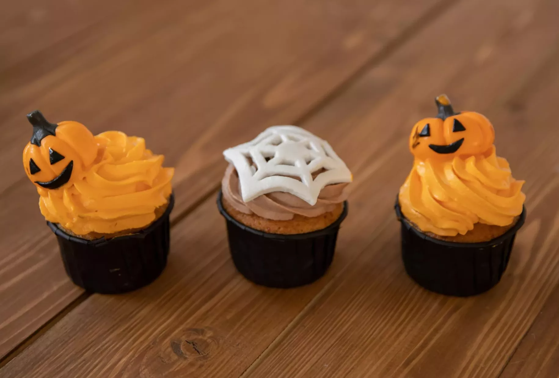 Familiar Cupcakes Halloween - Image 3
