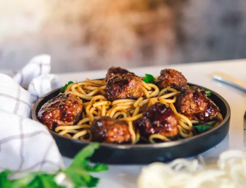 Albóndigas caramelizadas con salsa de soja